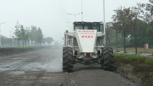 WR2300L，上海青浦大三渣路基冷再生