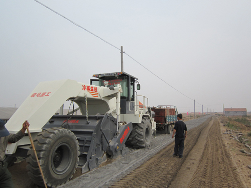 WR450，東營鄉(xiāng)鎮(zhèn)路冷再生