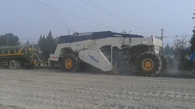 RZ2300B，安陽水穩(wěn)冷再生